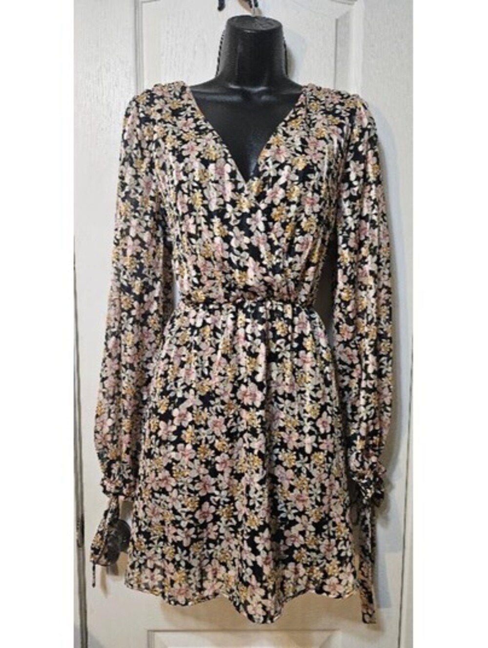 Peach Love Floral Fit & Flare Dress Medium Metallic Romantic Boho Chic
